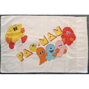 Vintage pair of Pac Man Pillowcases, Dan River